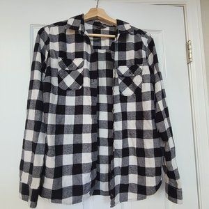 Eddie Bauer Cozy Women's Flannel •Medium•